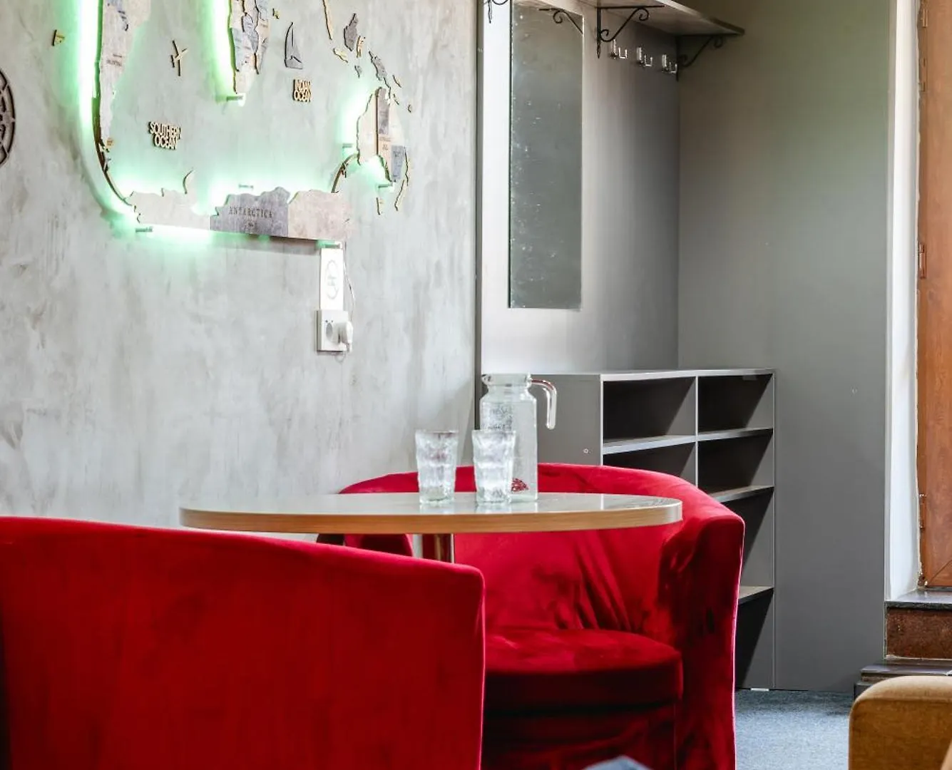 Aykun Capsule Hotel Almaty